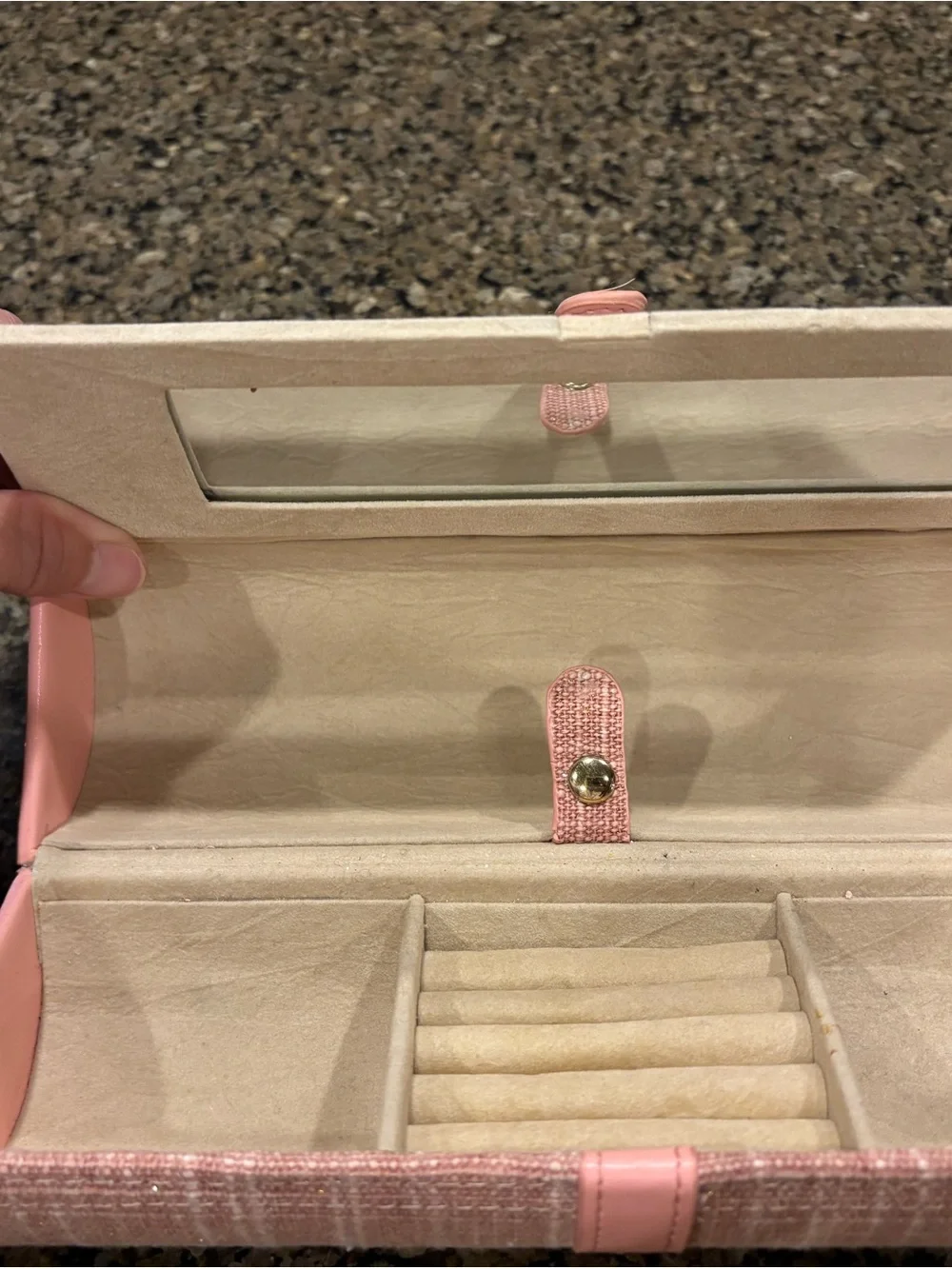 Tuscan Designs travel jewelry case